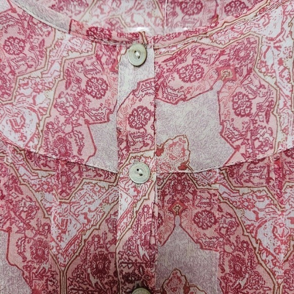 Sundance Blouse Pink Print 100% Silk Long Sleeve Button Semi Sheer Sz S  NWOT - Picture 4 of 8